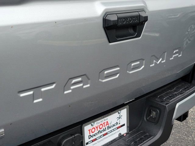 2026 Toyota Tacoma SR5 - Photo 6