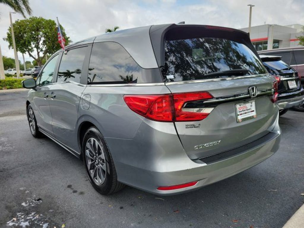 Used 2024 Honda Odyssey EX-L Van