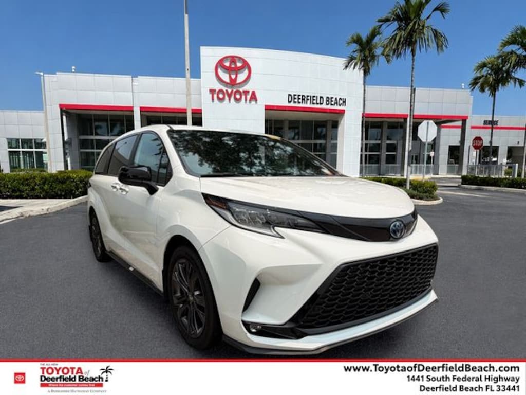 Used 2025 Toyota Sienna XSE Van Passenger Van