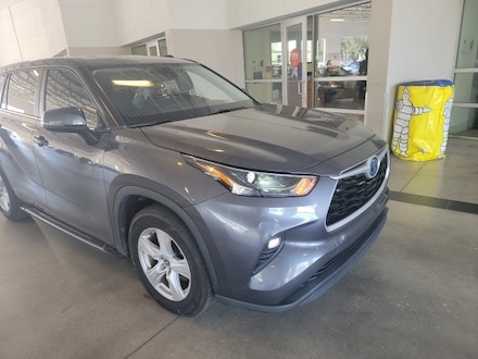 2023 Toyota Highlander Hybrid LE SUV