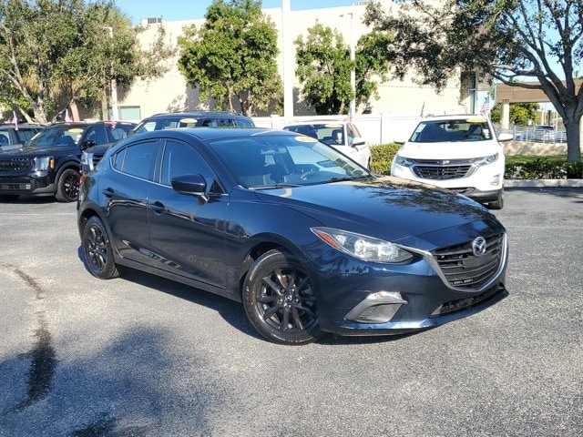 2016 Mazda MAZDA3 i Sport's photo