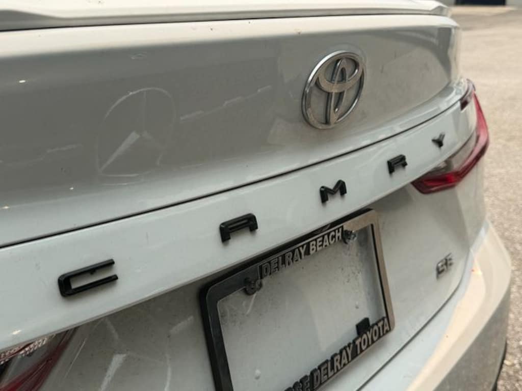 Used 2025 Toyota Camry SE Sedan
