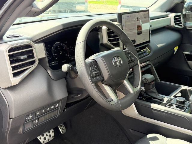 2026 Toyota Tundra Limited - Photo 9