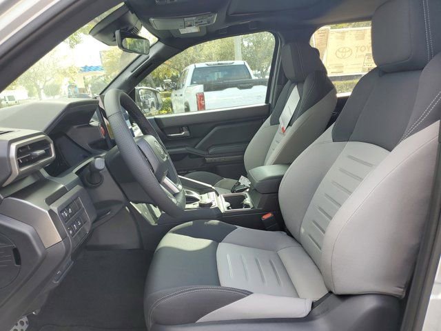 2025 Toyota Tacoma TRD Sport - Photo 11