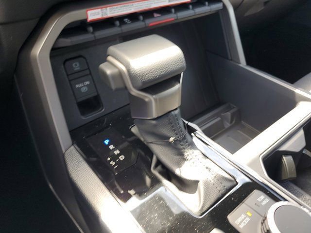 2026 Toyota Tundra SR5 - Photo 17