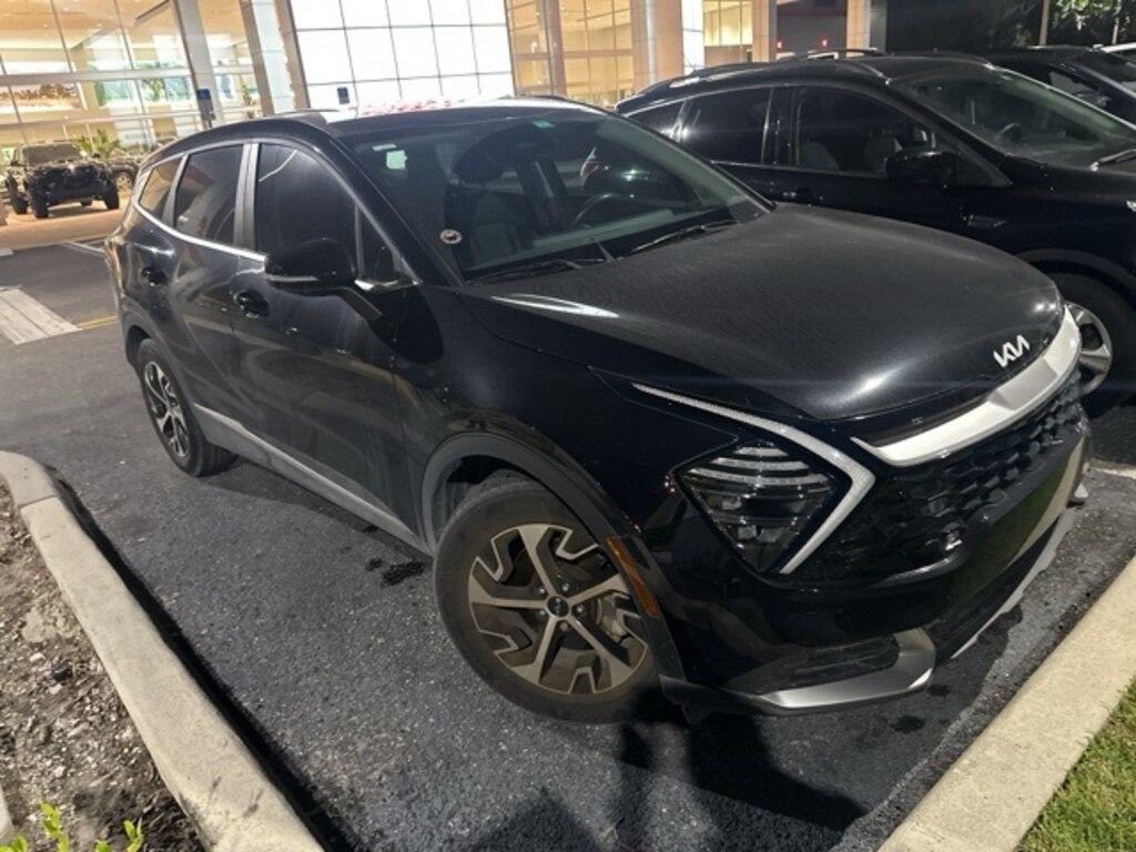 Used 2025 Kia Sportage EX SUV