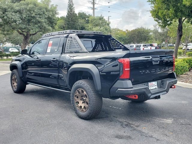 2026 Toyota Tacoma Trailhunter - Photo 3