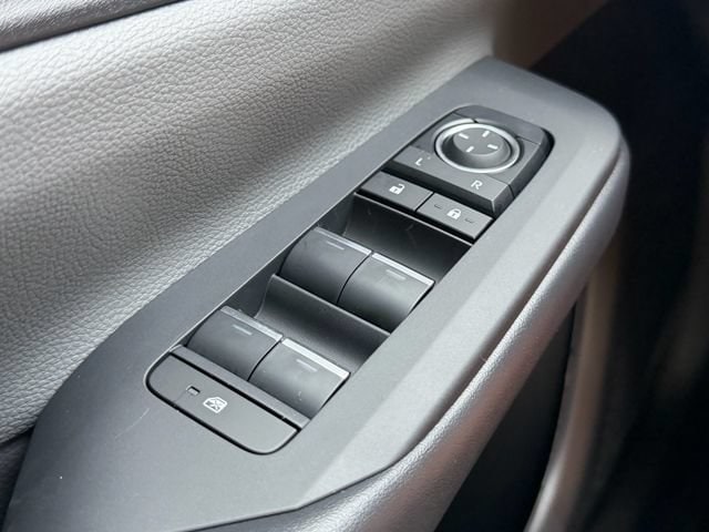 2026 Toyota Prius Limited - Photo 15