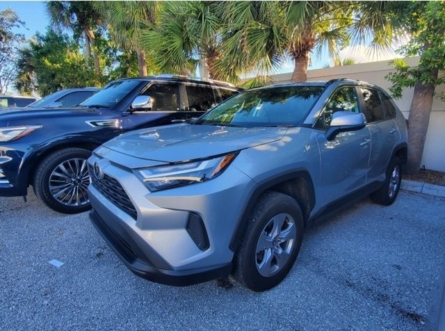 Used 2025 Toyota RAV4 XLE with VIN 2T3W1RFV4SW368713 for sale in Northfield, Minnesota