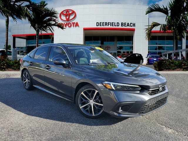 2022 Honda Civic Touring's photo