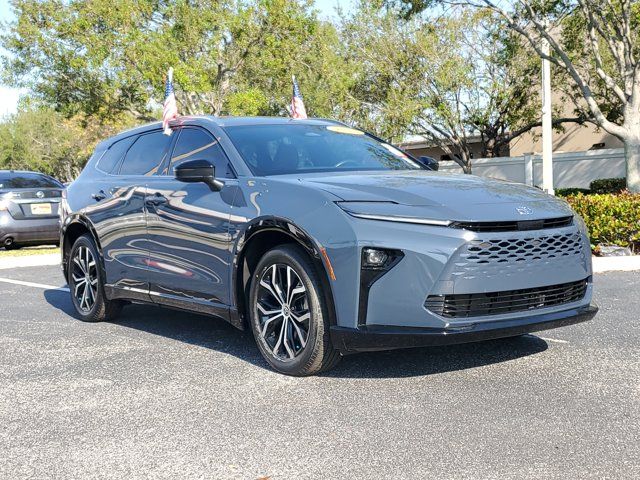 2025 Toyota Crown Signia XLE AWD