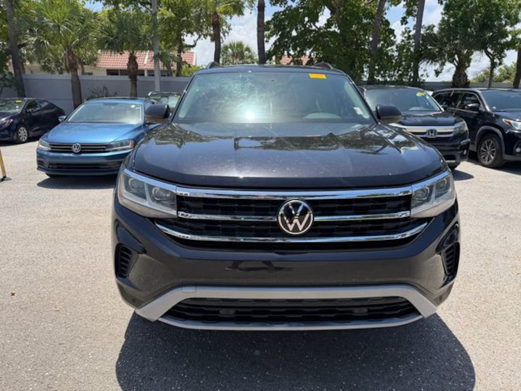 Used 2022 Volkswagen Atlas 2.0T SE w/Technology SUV