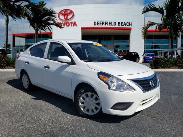 2017 Nissan Versa Sedan S Plus