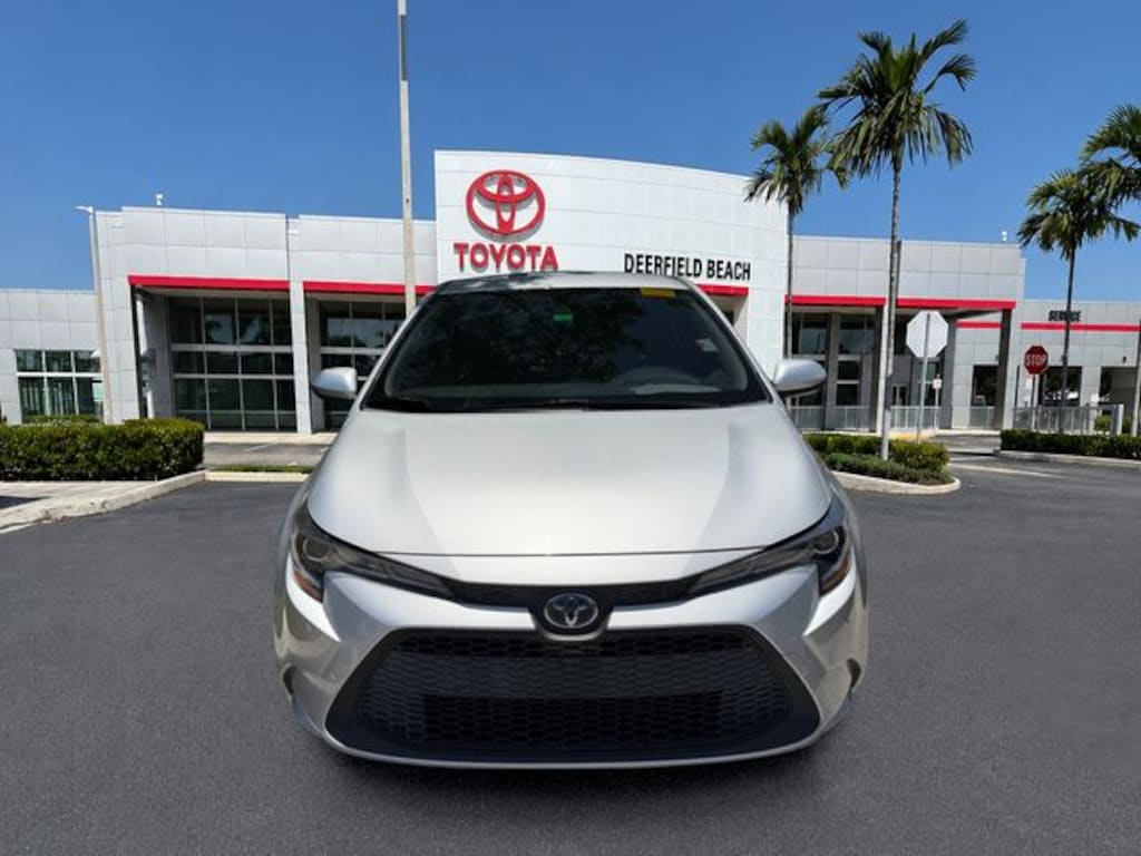 Used 2022 Toyota Corolla Hybrid LE Sedan