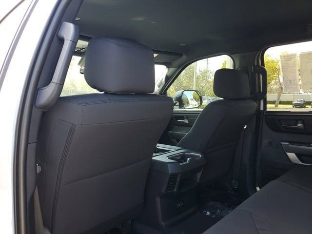 2026 Toyota Tundra SR5 - Photo 8