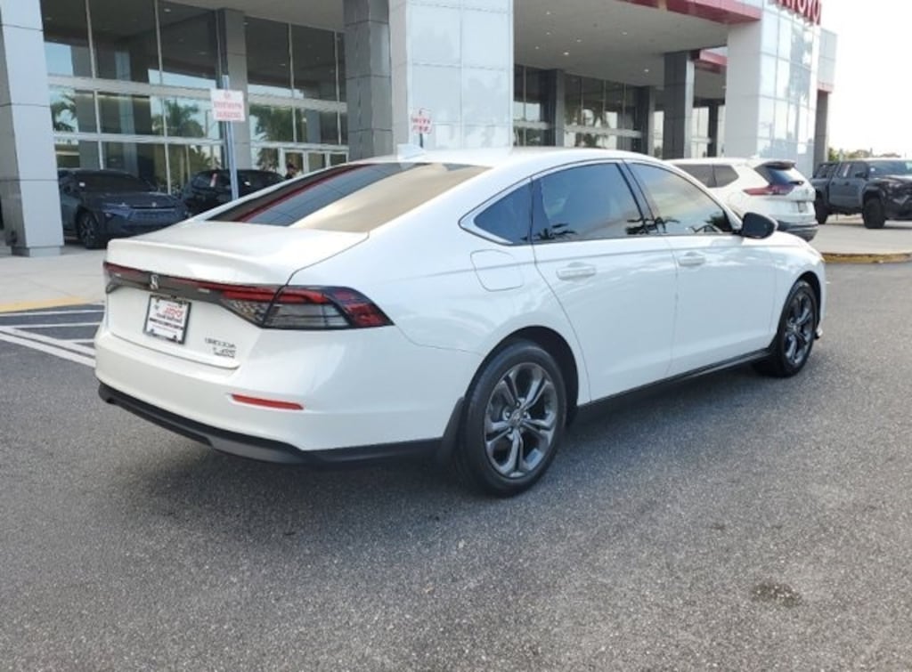 Used 2023 Honda Accord EX Sedan