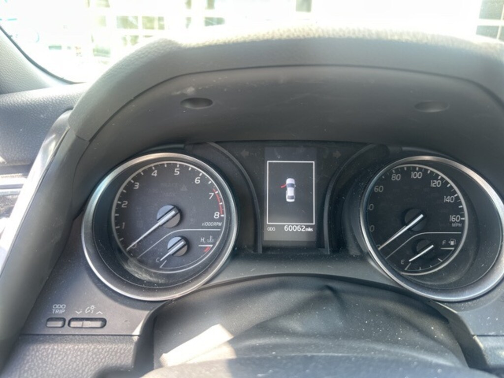 Used 2023 Toyota Camry SE Sedan