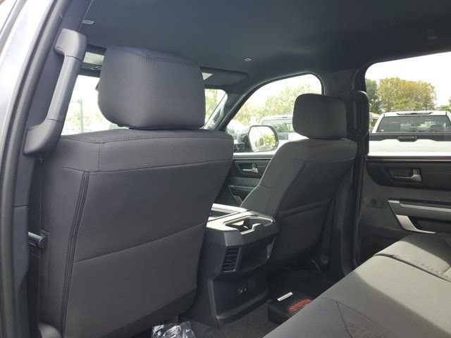 2026 Toyota Tundra SR5 - Photo 9