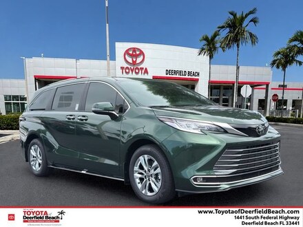 2026 Toyota Sienna Limited 7 Passenger Van Passenger Van