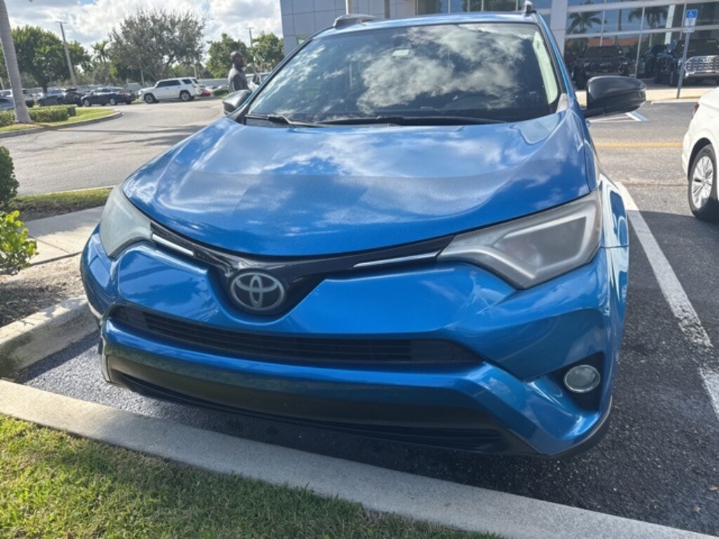Used 2017 Toyota RAV4 LE SUV