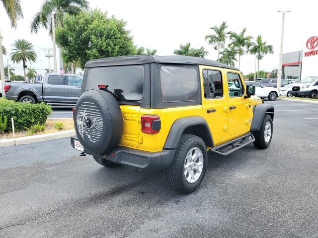 2021 Jeep Wrangler Unlimited Islander photo 2