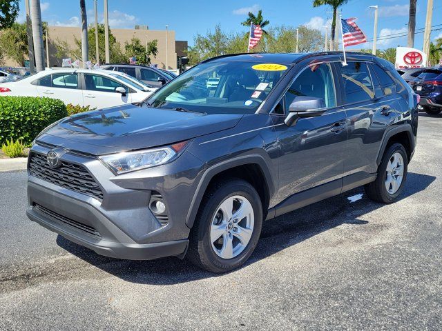 Used 2021 Toyota RAV4 XLE with VIN 2T3W1RFV3MC098099 for sale in Deerfield Beach, FL
