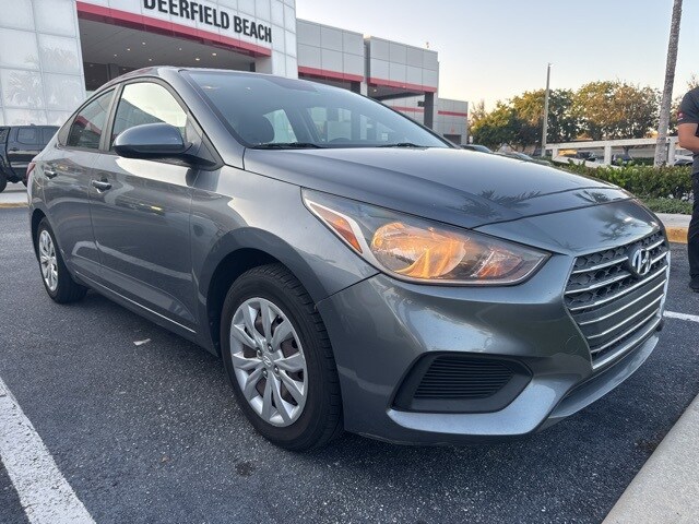 2019 Hyundai Accent SE photo 3