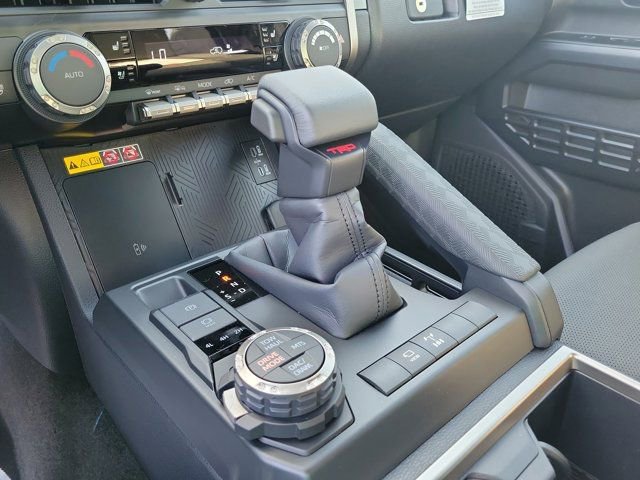 2025 Toyota 4Runner TRD Off-Road Premium - Photo 28