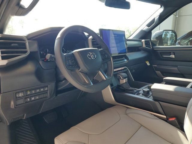 2026 Toyota Tundra SR5 - Photo 10