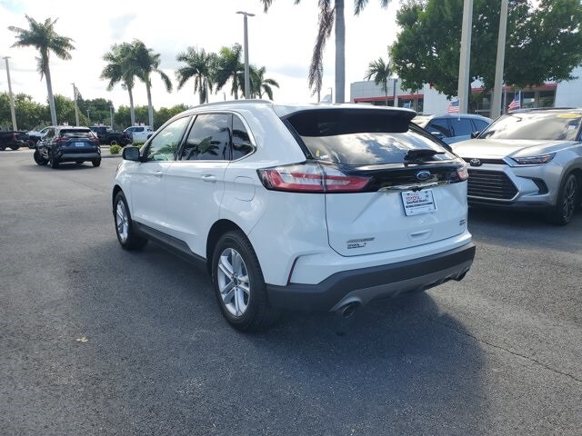 2020 Ford Edge SEL photo 3