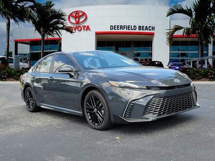 2026 Toyota Camry SE Sedan