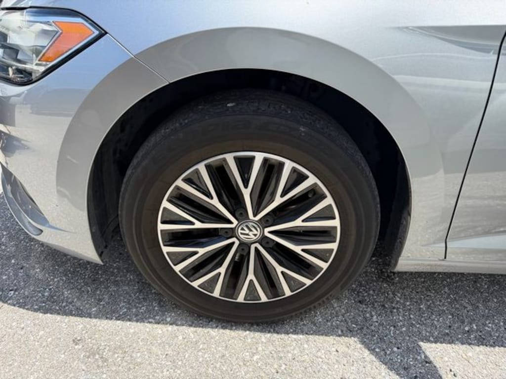 Used 2020 Volkswagen Jetta 1.4T SE Sedan