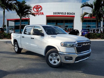 2025 Ram 1500 Big Horn/Lone Star Truck Crew Cab