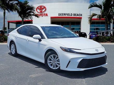 2025 Toyota Camry LE Sedan