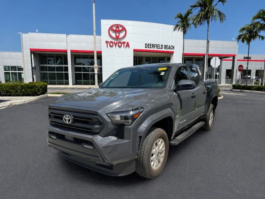 Used 2025 Toyota Tacoma SR5 Truck Double Cab
