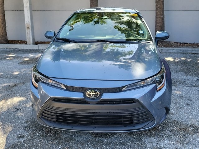 Used 2023 Toyota Corolla LE with VIN 5YFB4MDE2PP037268 for sale in Kansas City