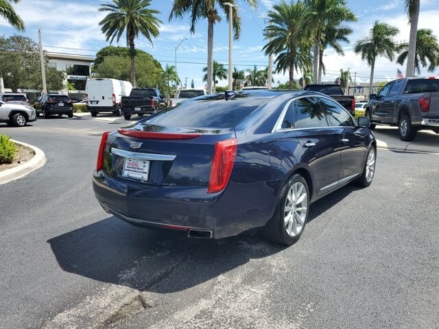 2016 Cadillac XTS Luxury photo 4