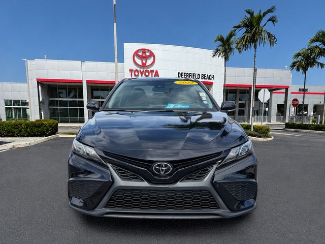 Used 2022 Toyota Camry SE with VIN 4T1T11AK7NU644848 for sale in Deerfield Beach, FL