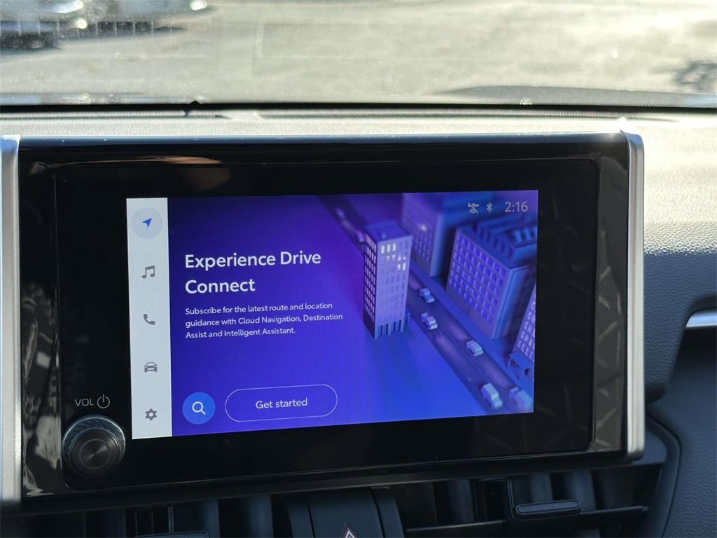 2025 Toyota RAV4 XLE photo 3