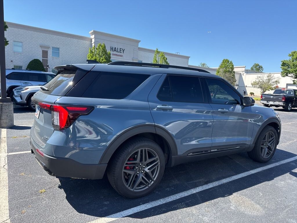 Used 2025 Ford Explorer ST-Line SUV