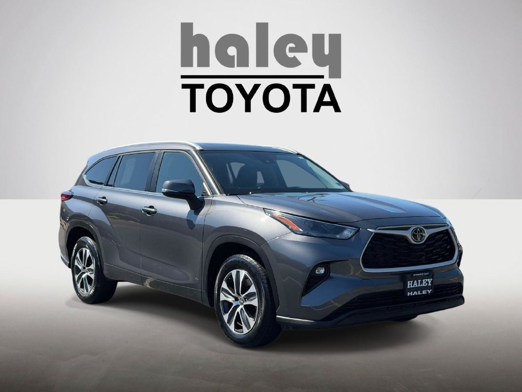 Used 2023 Toyota Highlander XLE SUV