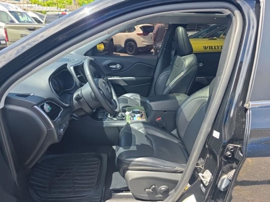 Used 2022 Jeep Cherokee Limited SUV