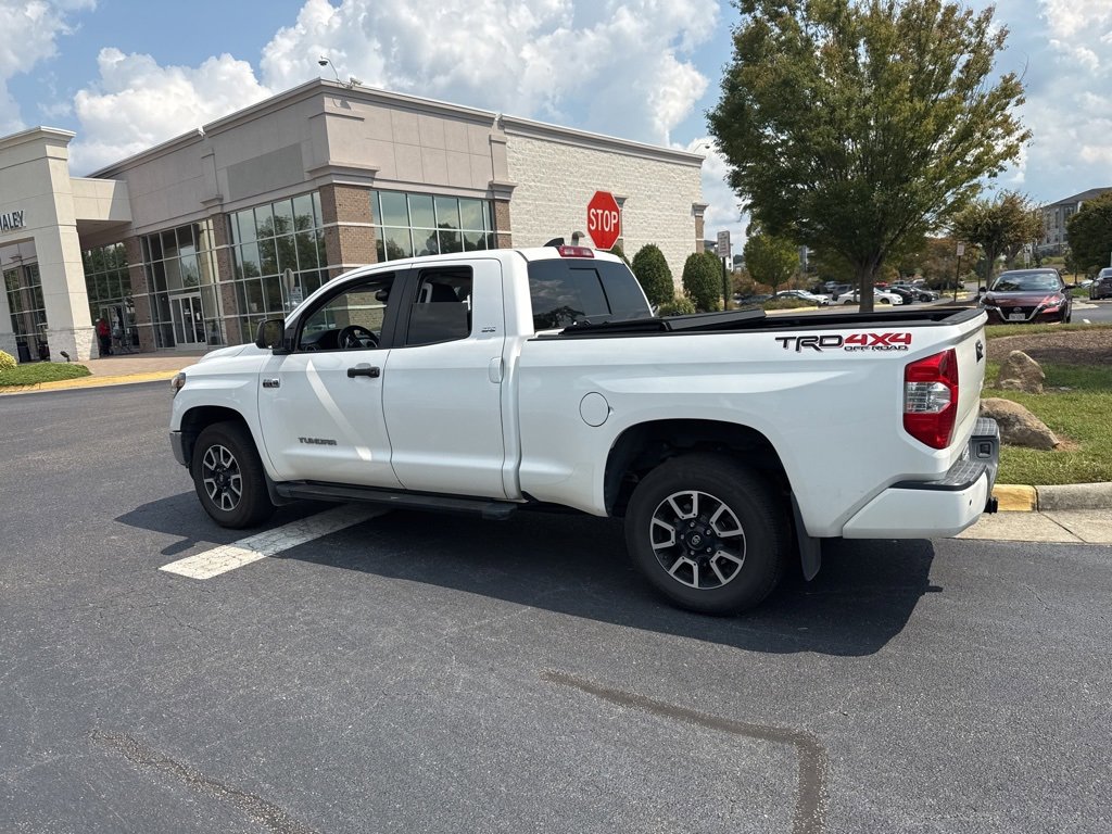 2020 Toyota Tundra SR5 Double Cab photo 4