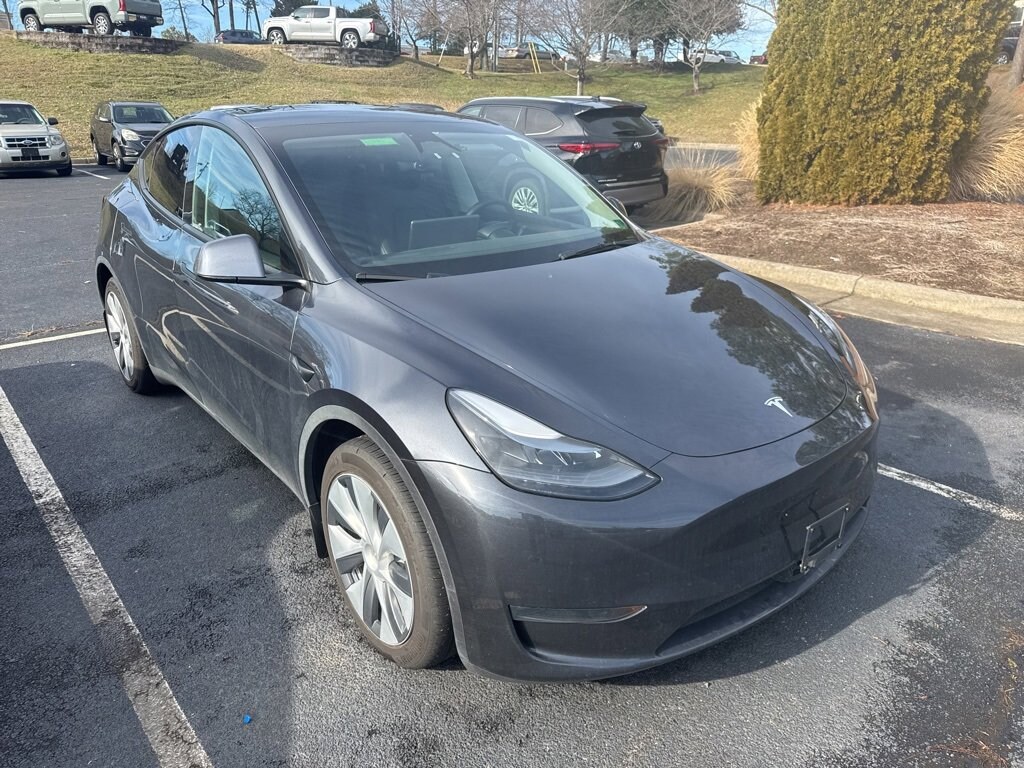 Used 2024 Tesla Model Y Long Range SUV