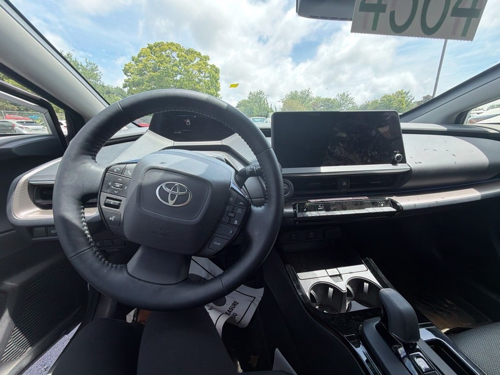 Used 2024 Toyota Prius XLE Hatchback