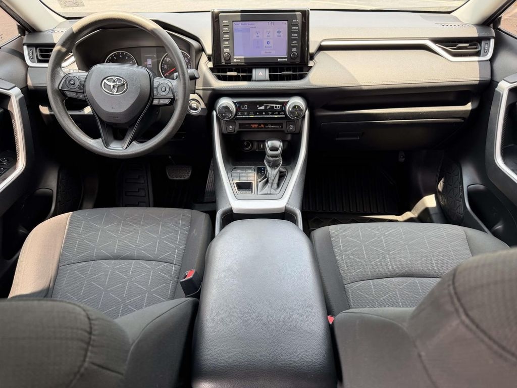 Used 2021 Toyota RAV4 XLE SUV