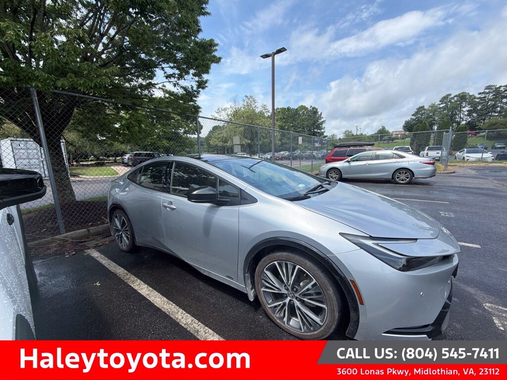 Used 2024 Toyota Prius XLE Hatchback