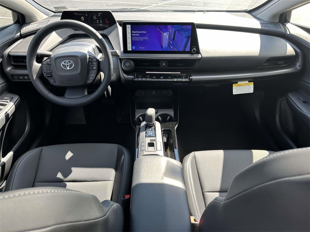 2026 Toyota Prius photo 2