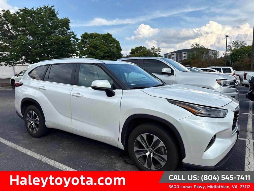 Used 2023 Toyota Highlander XLE SUV