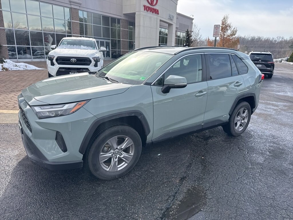 Used 2022 Toyota RAV4 Hybrid XLE SUV